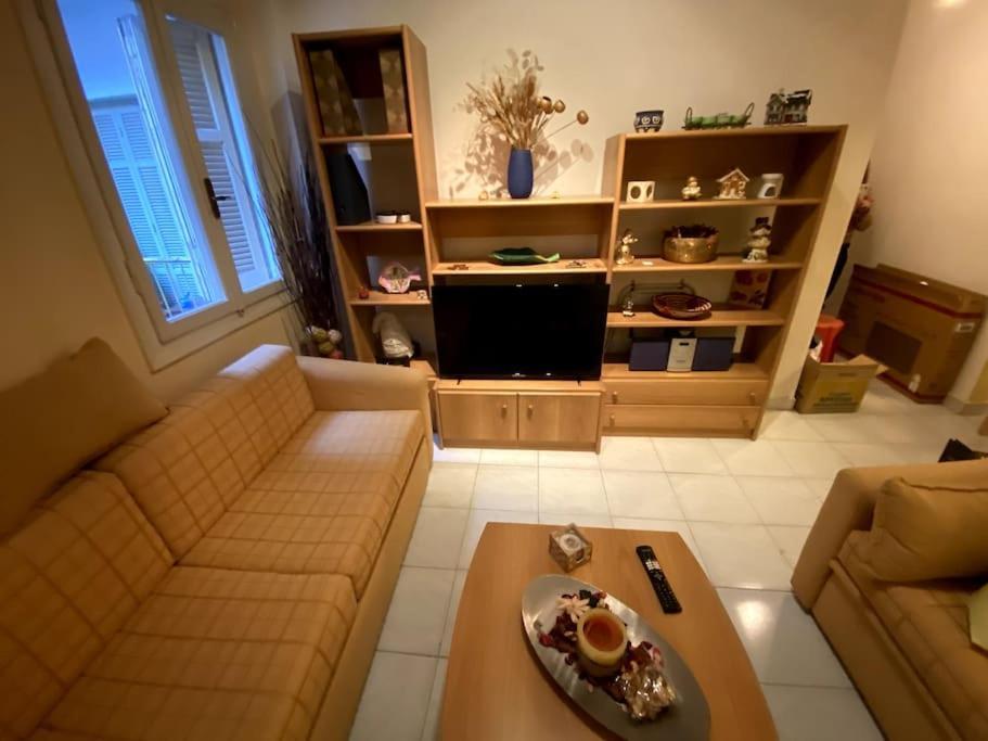 Appartamento Cute 2Bdrm In Salonica Center Esterno foto