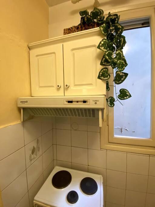 Appartamento Cute 2Bdrm In Salonica Center Esterno foto